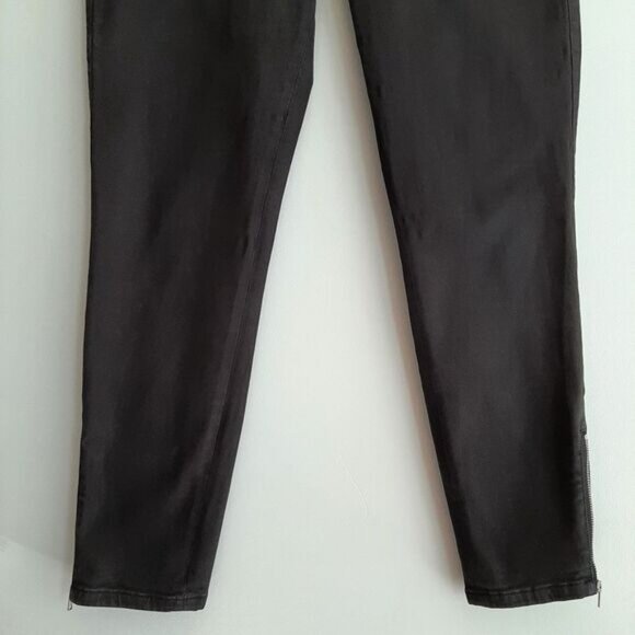CLUB MONACO / Skinny Crop Black Jeans Ankle Zip Sz 6 - Picture 3 of 10
